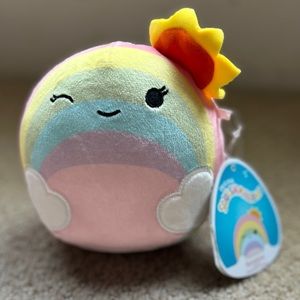 NWT Sunshine the Rainbow 5” Squishmallow